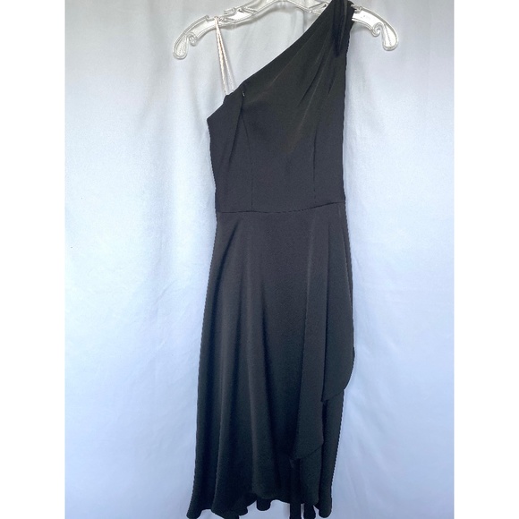 Gal Meets Glam Black Octavia Crepe One Shoulder Fl - Picture 4 of 7